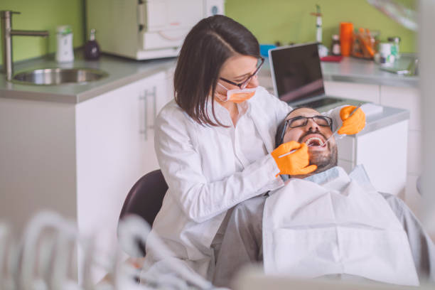 Best Pediatric Emergency Dentist in Lauderdale Lakes, WI