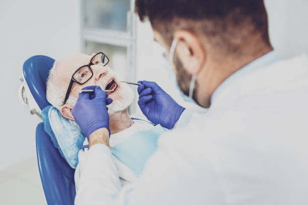 Best Emergency Gum Treatment in Lauderdale Lakes, WI